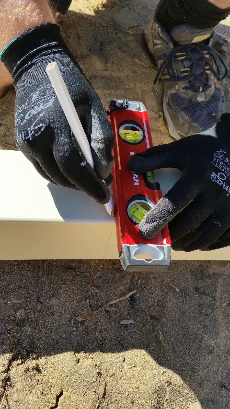 Jarrah Jungle A DIY On How To Install Metal Support Poles For A Shade Sail