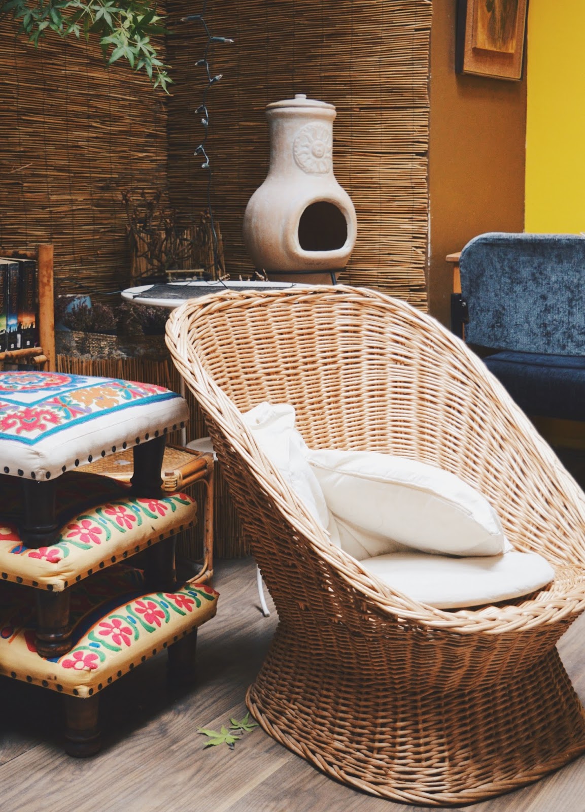 comfy white wicker chair
