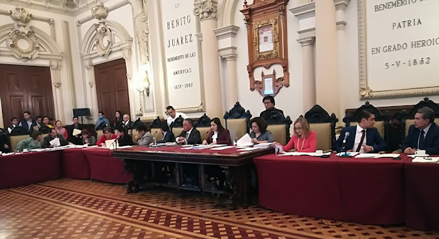 Regidores aprueban Ley de Egresos 2019 sin respaldar a Claudia Rivera