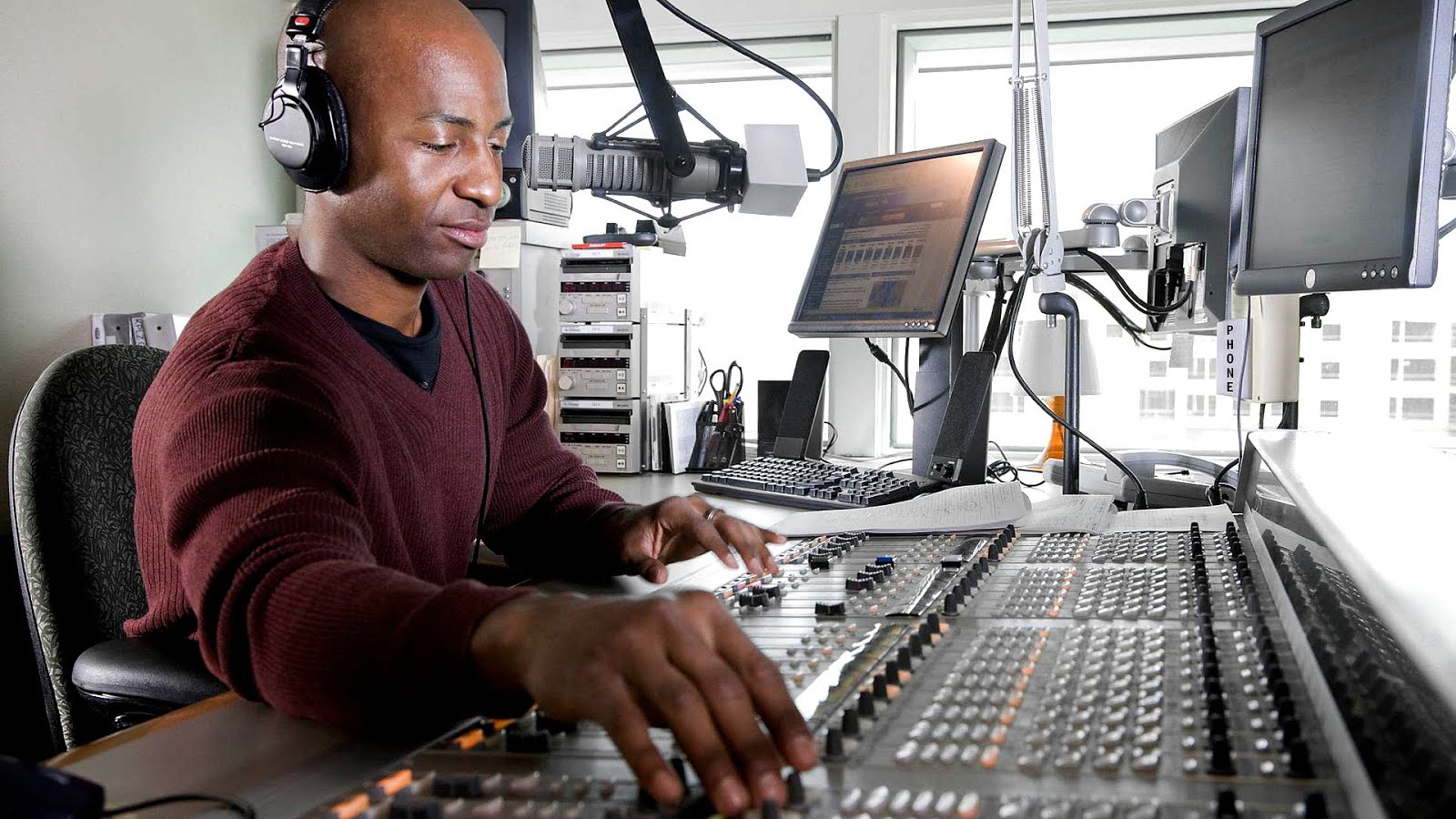 How Much Do Radio Stations Charge For Advertising Radio Choices