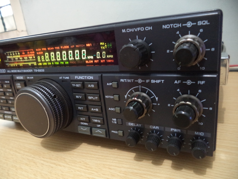 MEDAN RADIO: Kenwood TS-690S (terjual)