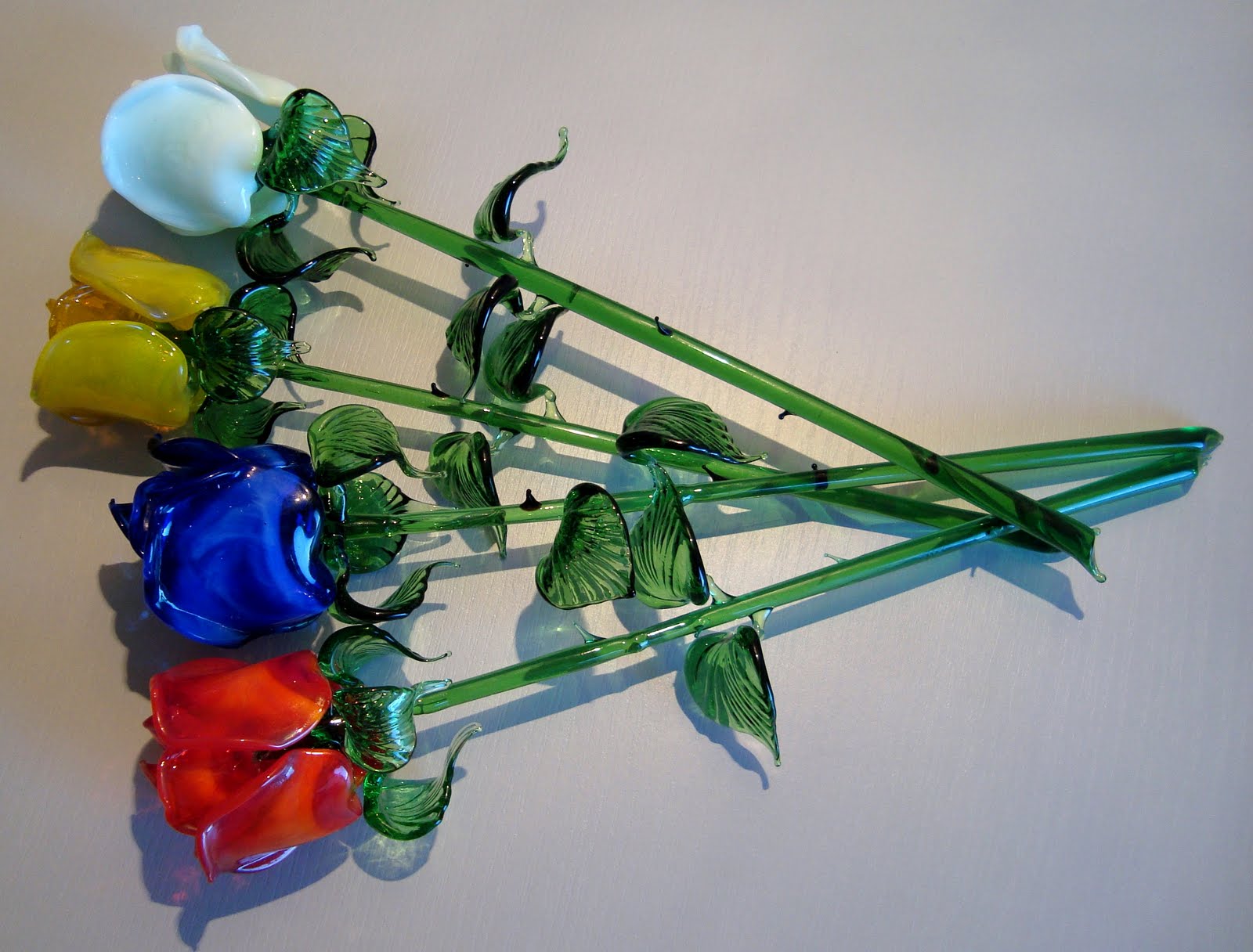 Стекло из песка. Плавление стекла. Как делают изделия из стекла. Выдувание стекла. Витражи тиффани калейдоскоп.