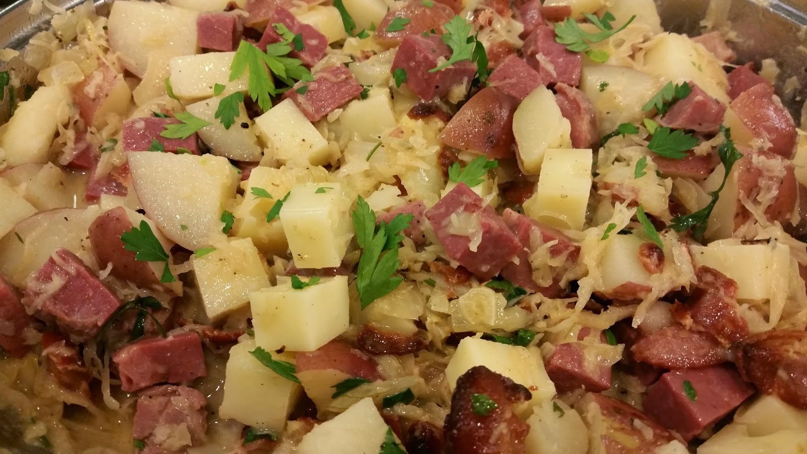 Best Corned Beef Sauerkraut And Potatoes Recipe For Slow Cooker