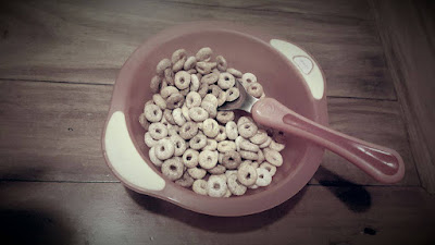 breakfast cheerios bowl food