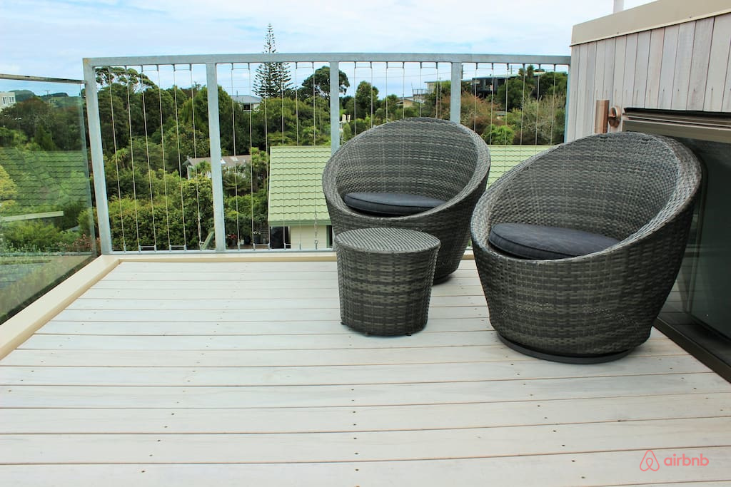 Raglan Beach House [ TINY HOUSE TOWN ]