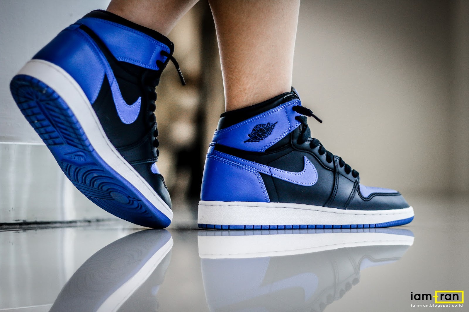 jordan 1 royal blue on feet