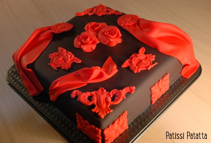 cake design, gâteau 3D, pâte à sucre, gumpaste, fondant, baroque cake, black and red cake