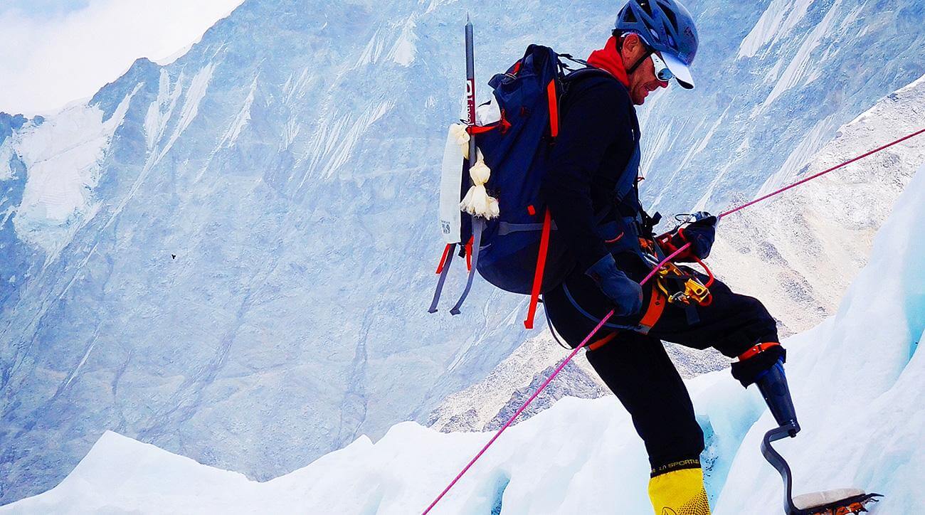 заветная мечта альпиниста. альпинисты в связке. сергей кофанов. альпинист восхождение на эверест. заветная мечта альпиниста.