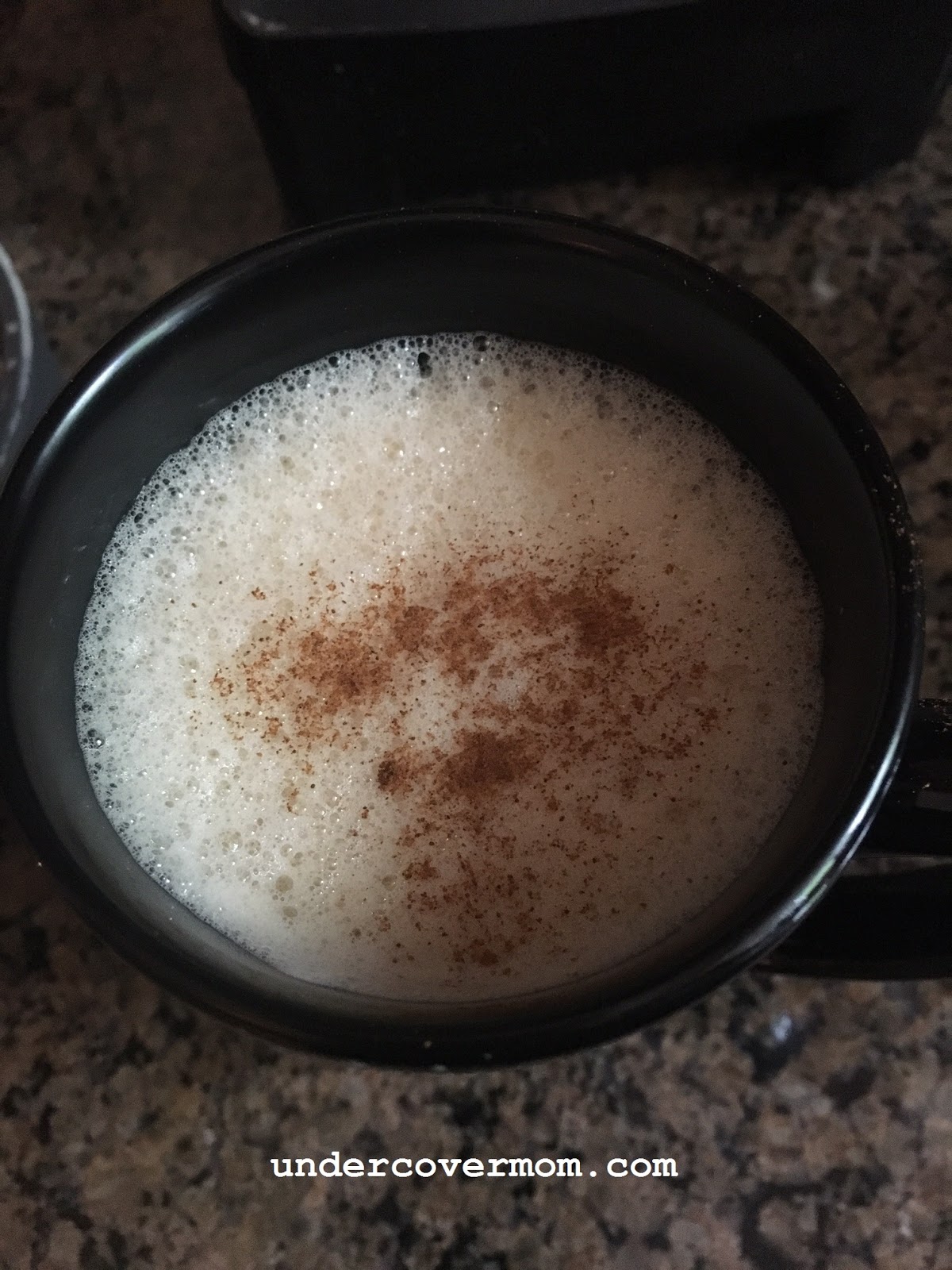 Undercover Mom Lowcarb, Dairyfree Protein Latte!