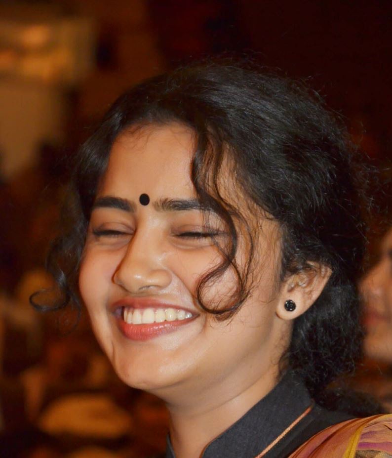 Malayalam Actress Oily Face Close up Anupama Parameshwaran