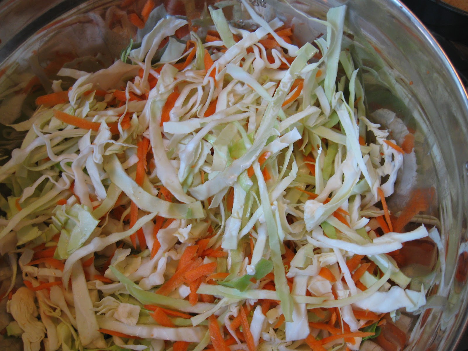 Салат из капусты с морковью с уксусом