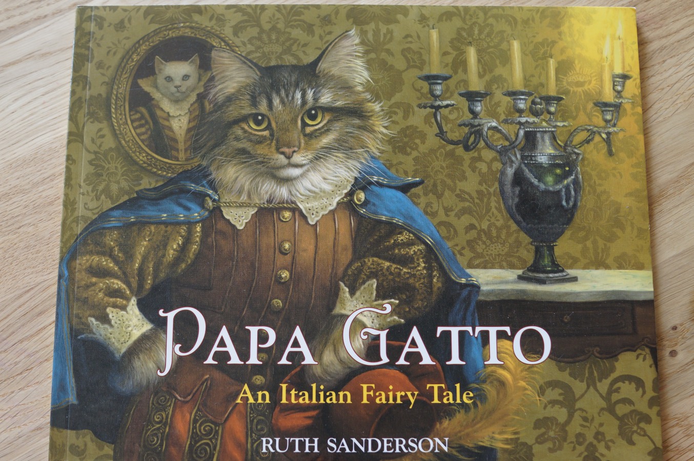 кристина хесс christina hess кошки. коты эрмитажа закиров. кот в пиджаке. кошка с волосами. кот арт.