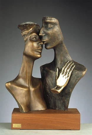 Lucio Olivieri | Italian Figurative sculptor