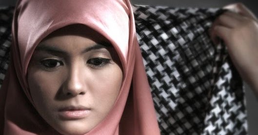 Download film Perempuan Berkalung Sorban 2009 WEBDL Indonesia