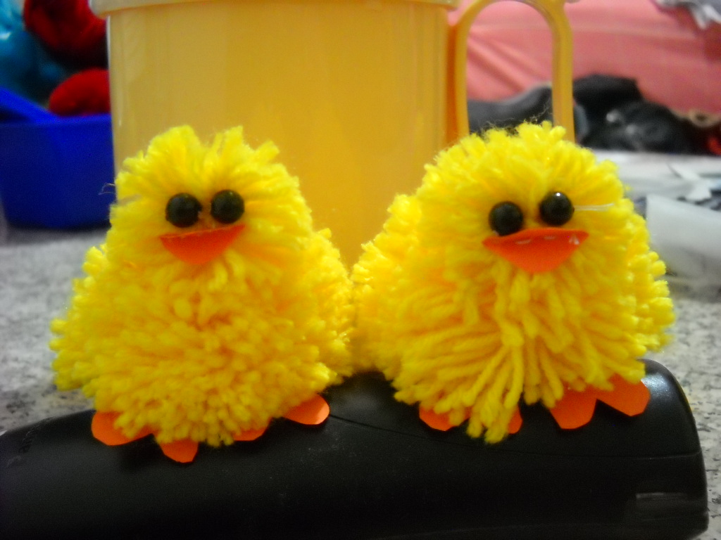 RED CRAFT Uses of pom poms and How to make Ducks using pom poms