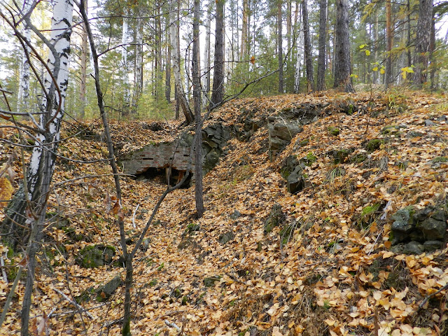 Кирпичная кладка в одном из рвов на юго-западном склоне горы Егоза