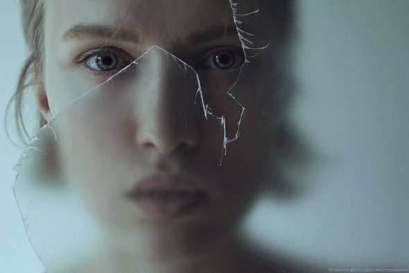 A fotografia poética e artística com toques fashion com belas mulheres de Marta Bevacqua Marta Bevacqua fotografia fashion artística beleza modelos mulheres arte poesia