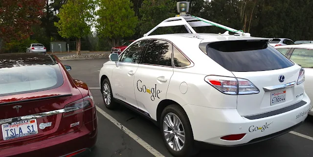 Race to Build the First Driverless Cars, Silicon Valley is Winning