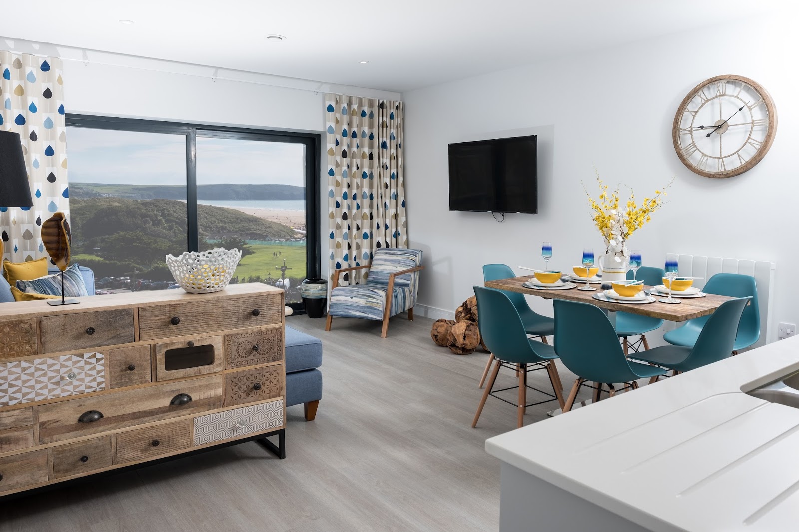 VK Interiors Byron Apartments,