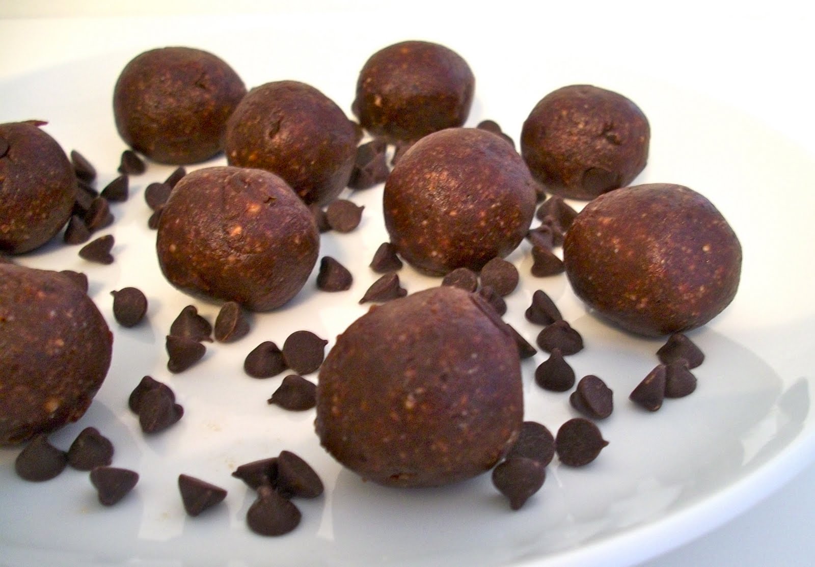 Brooke Bakes Chocolate Fudge Balls