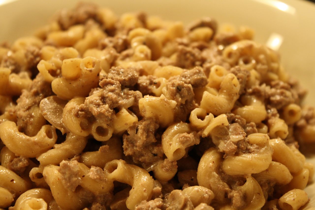 The Roediger House Meal No. 374 Skillet Beef & Macaroni Stroganoff