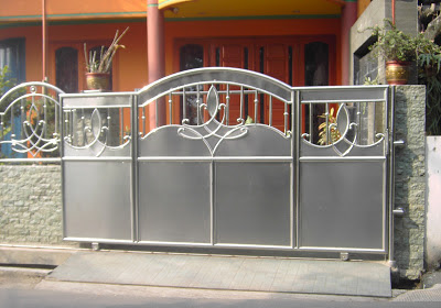 pagar stainless steel