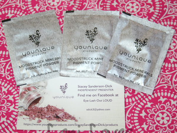 Younique Moodstruck Minerals Pigment Powder - Regal, Sexy and Empowered Swatches & Review
