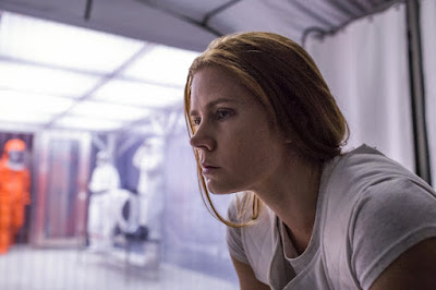Photo of Amy Adams in Arrival (10)