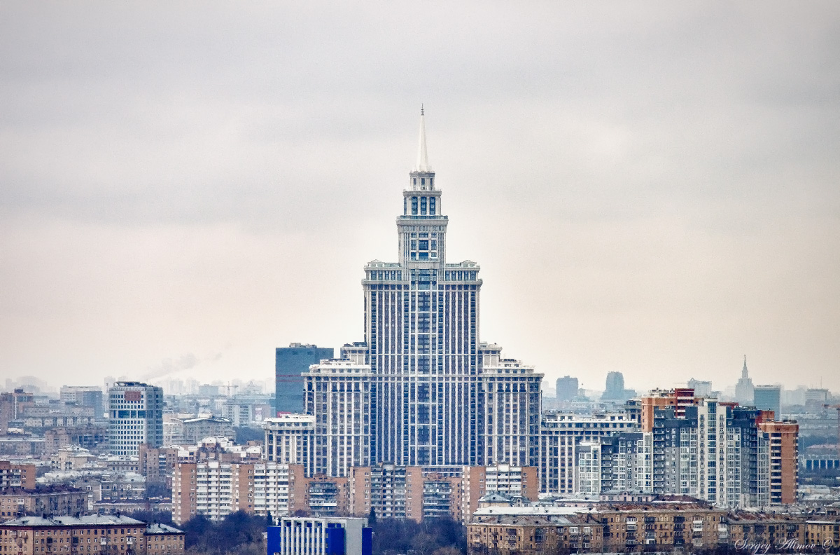 Высотка на соколе триумф палас. Триумф палас высота в километрах. Триумф-палас жилой комплекс. Москва триумф палас архитектура. Высотка триумф-палас.