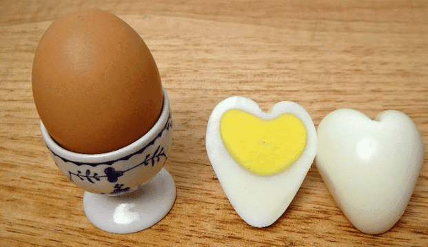 Kalp Şeklinde Yumurta Sürprizi