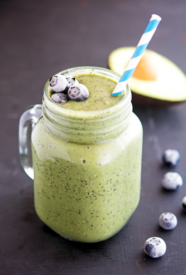 Blueberry Avocado and Spinach Power Smoothie