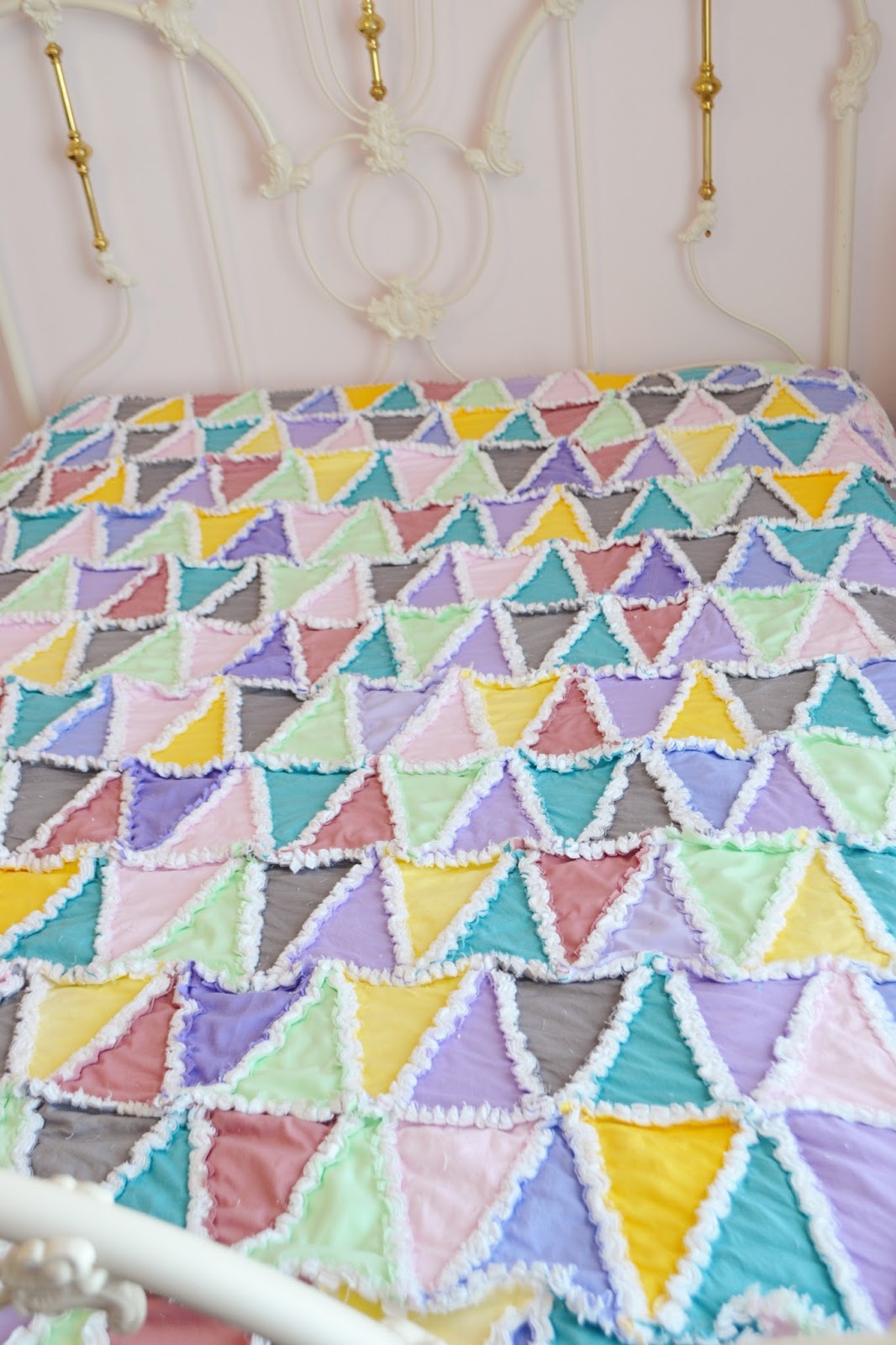 Pastel Triangle Rag Quilt in Pink, Green, Blue, Purple, Gray, and