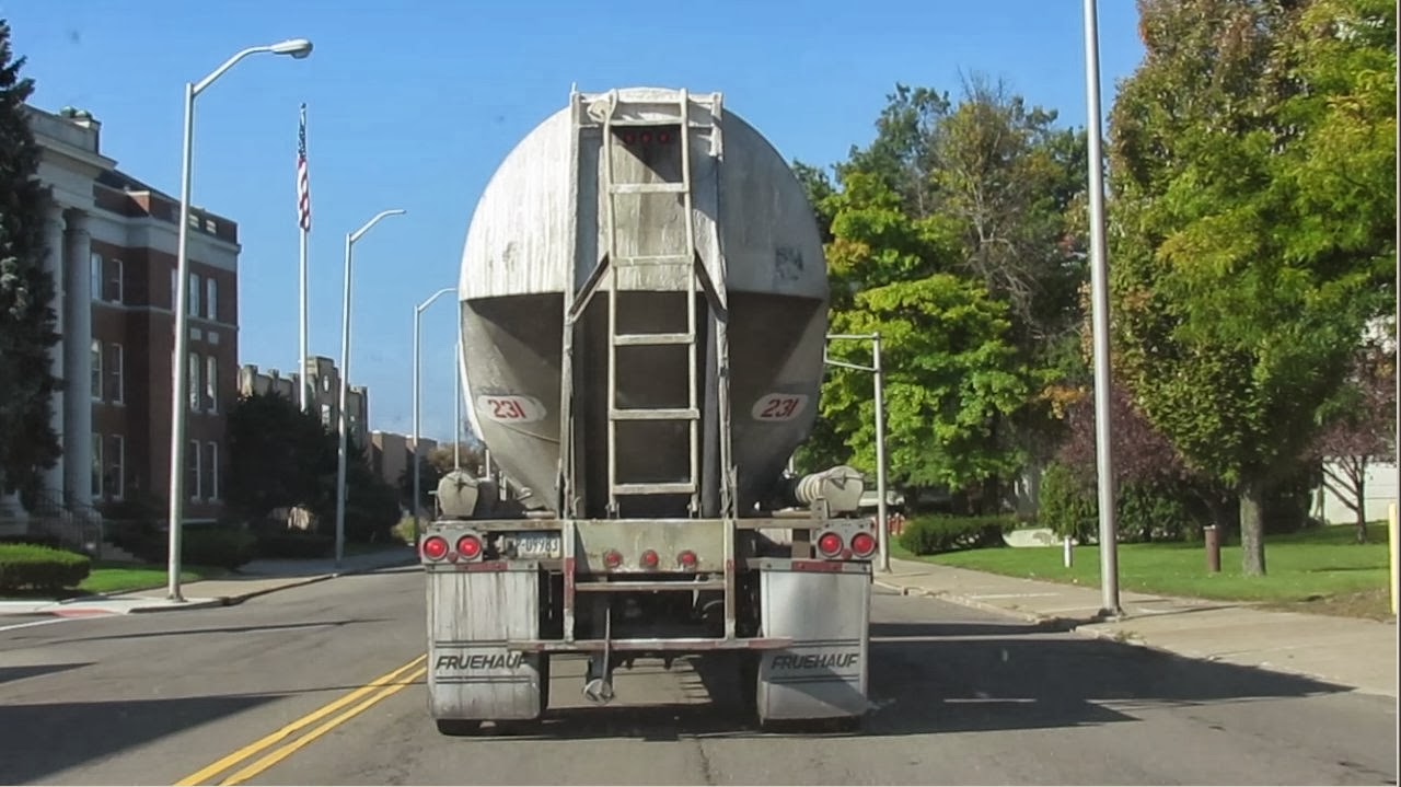 NY Friends of Clean Air and Water What Stinks in Endicott? Part II Waste Hauling between