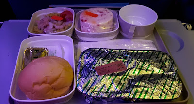 jedzenie w samolocie