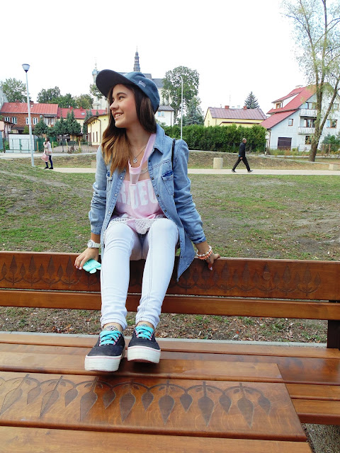 Weronika Ziółkowska: września 2015