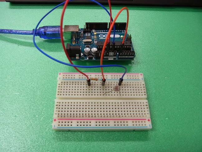 宇野研究室: 初めてのArduinoー光センサー