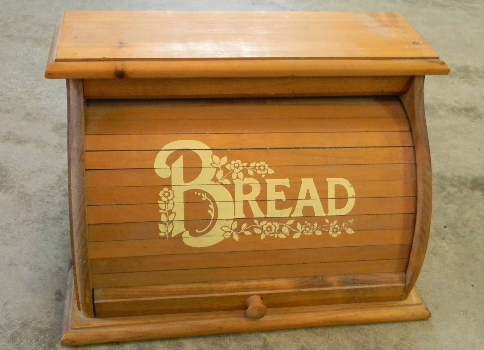 Forever Decorating! A Bread Box and A Table