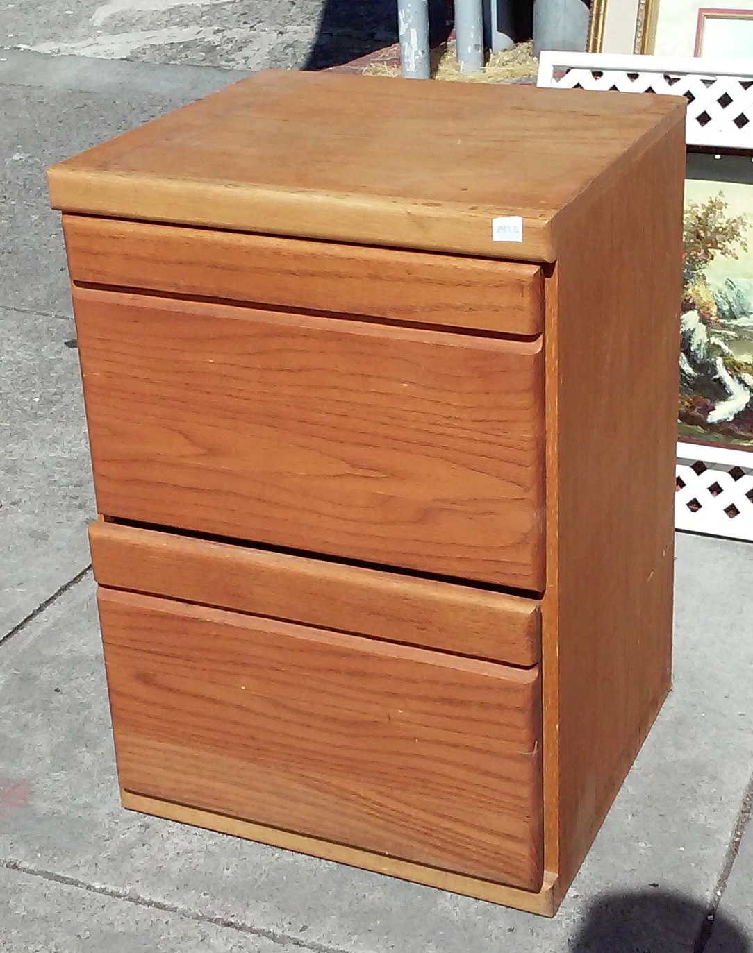 UHURU FURNITURE & COLLECTIBLES SOLD 2233 Oak Hanging File 25