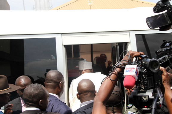 saraki smiling corruption trial