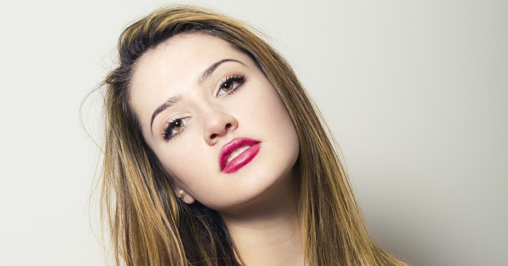 Анна бакалова. Миранда керр. Фотосессии звезд. Beauty us. Макияж для журнала.