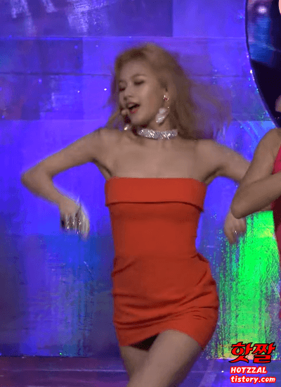 요망한 사나