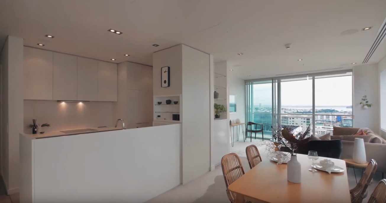 18 Photos vs. 1905/26 Albert St, Auckland, New Zealand Condo Interior Design Tour