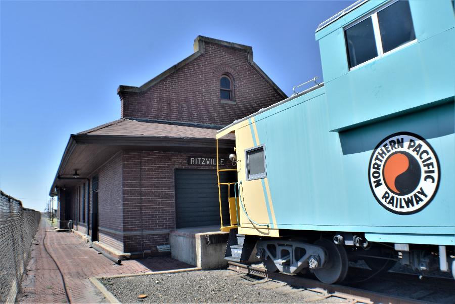 High Tide And Green Grass 100+ Degree Temps Ritzville, Washington