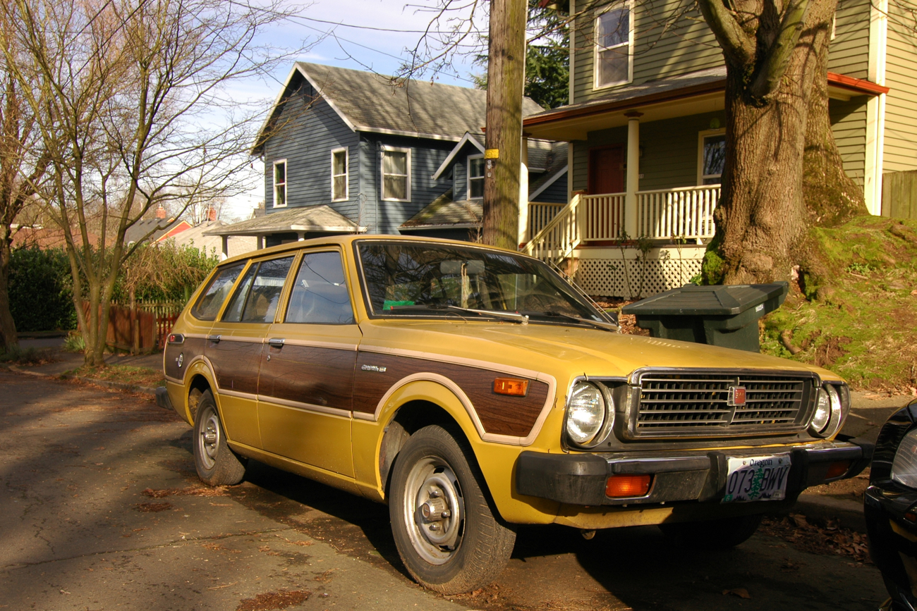 1977 Toyota corolla deluxe wagon