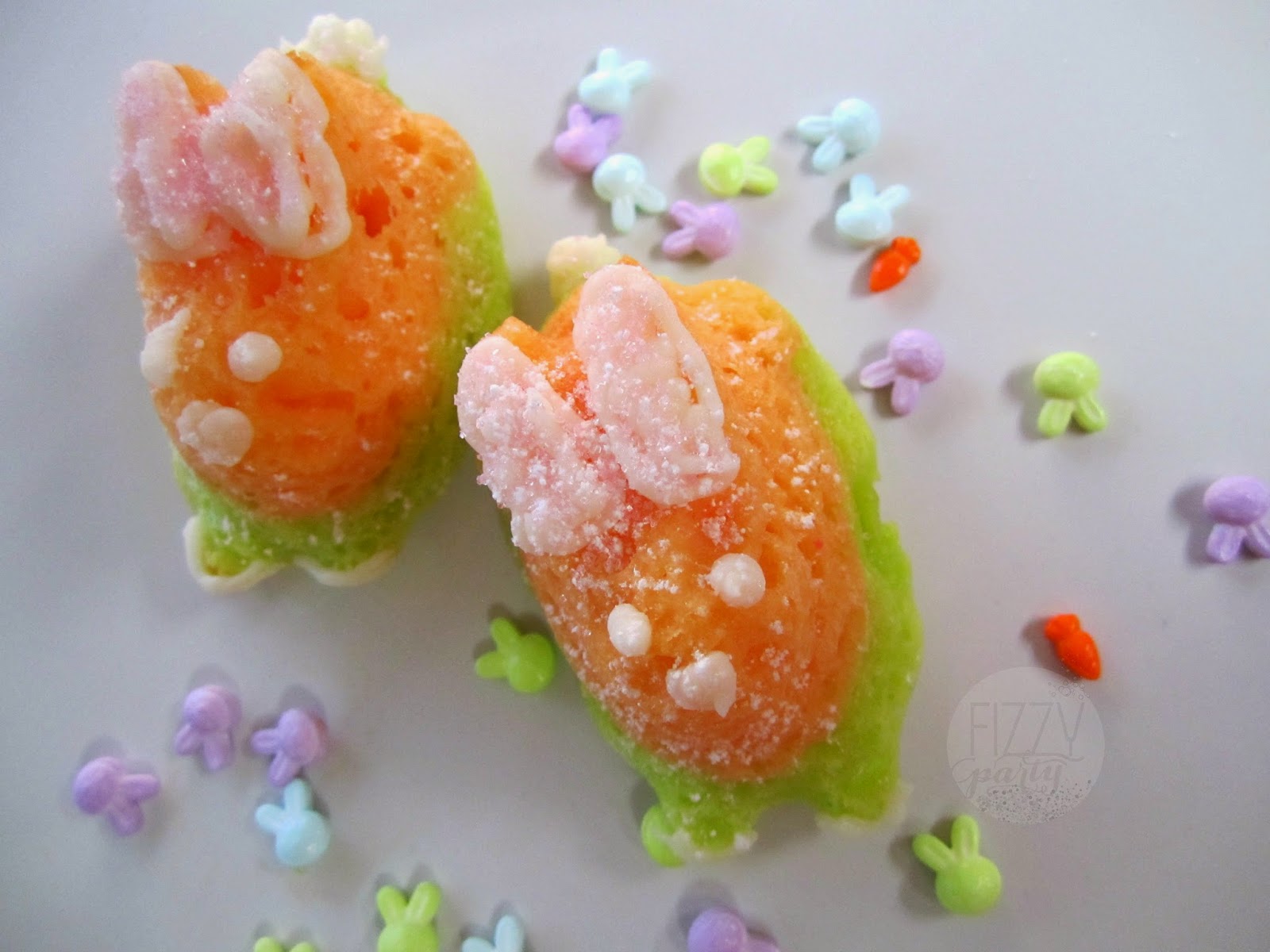 Bunny mini cakes by Fizzy Party 