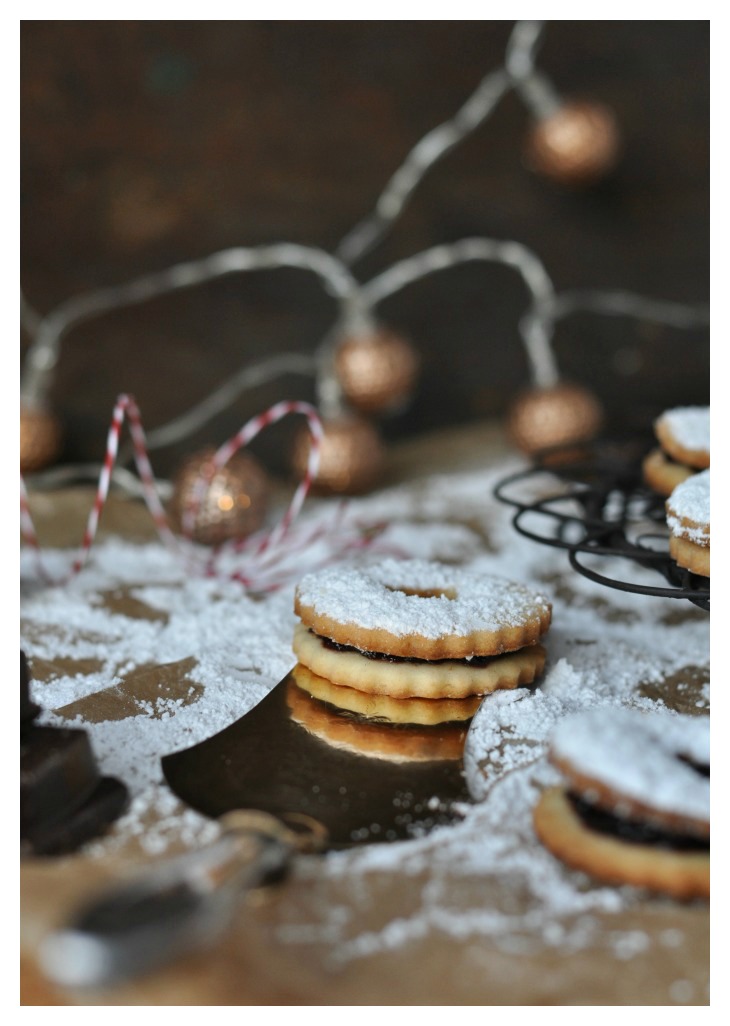 gluten free Jam and Chocolate filled Cookies, a traditional German recipe for christmas