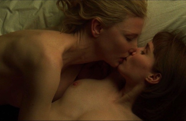 Un beso de Rooney Mara y Cate Blanchett