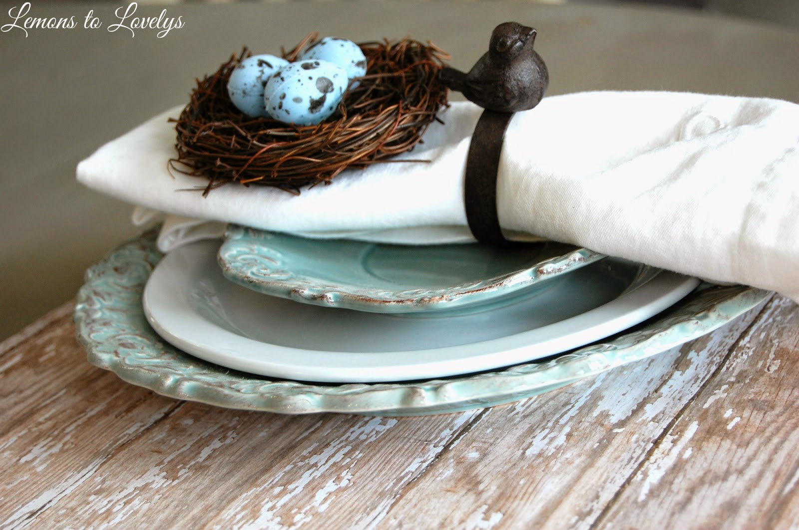 Lemons to Lovelys Easter Table Setting and some DIY Placemats