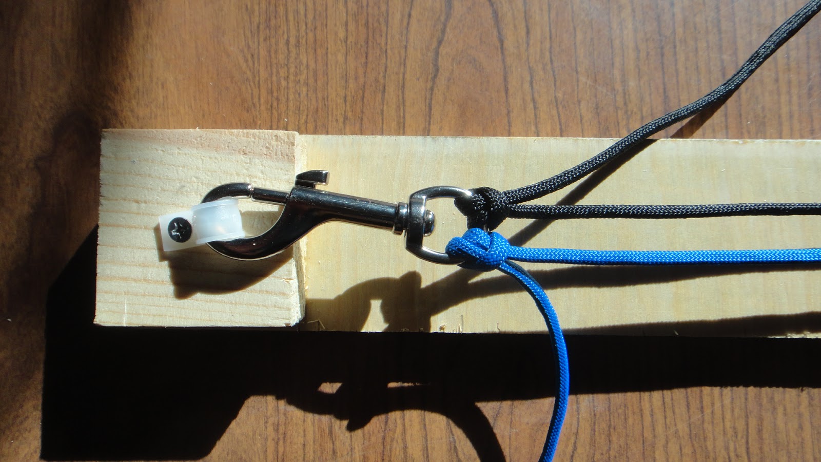 The Tinkers Paracord Binoculars Neck Strap Project