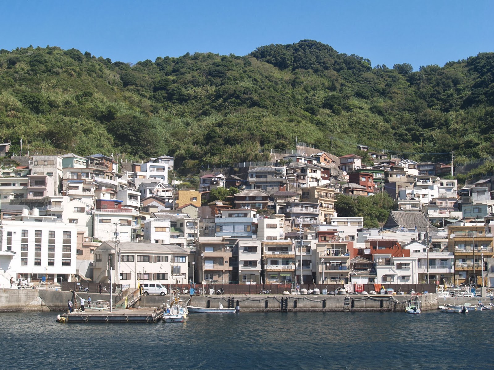 フォトギャラリー 「島旅年譜」 Traveling around isolated islands in Japan